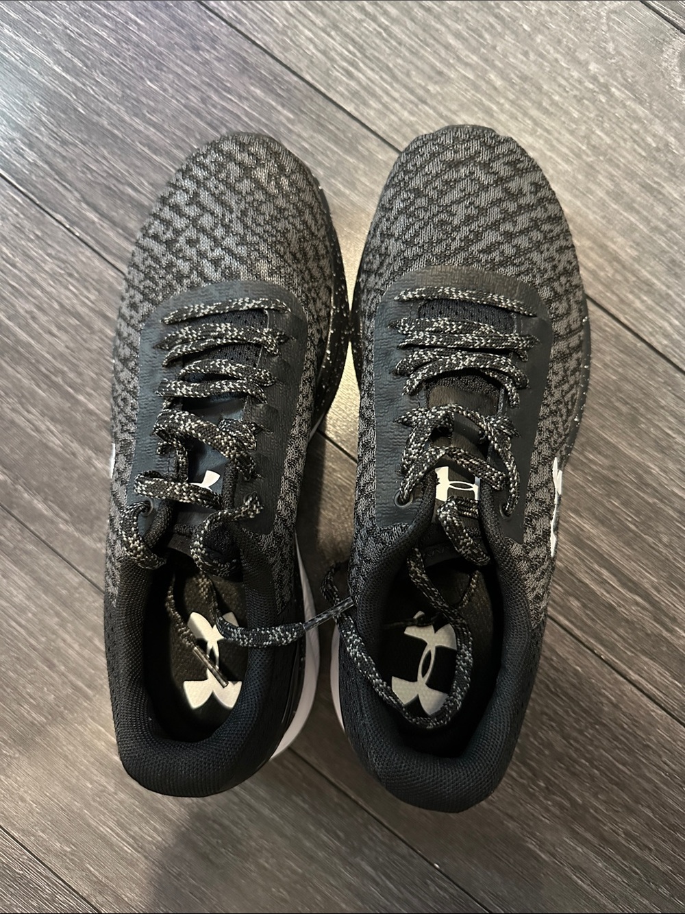 Brand New Under Armour Women’s Black Knit Athletic Trainers with White Logo